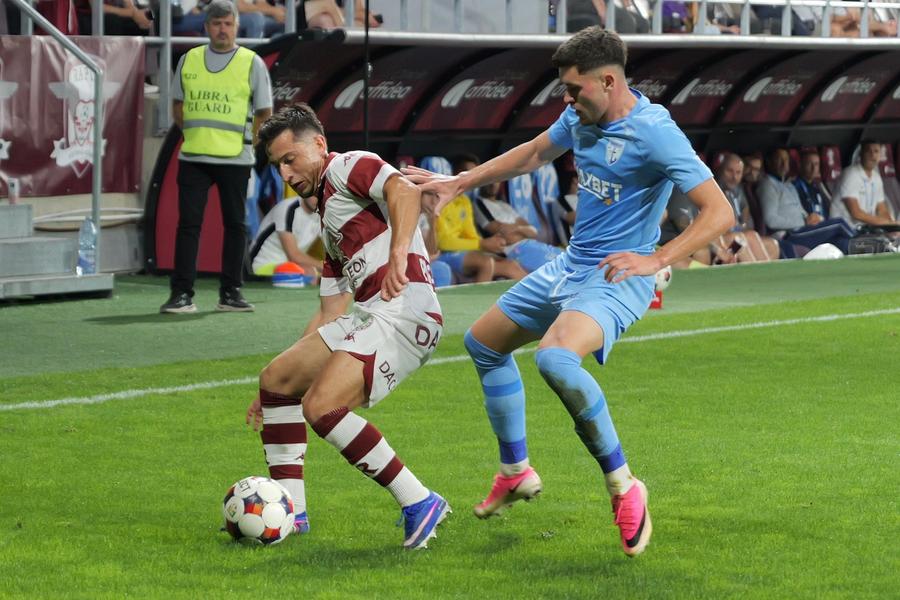 Olimpiu Moruțan a făcut o partidă foarte bună în Rapid - FC Voluntari 2-1. Foto: Andrei Furnigă (GSP.RO) Radiografie abruptă a legendei din Giulești: „Rapidul nu are lot de titlu” + Mesaj pentru Pancu: „Te iau jucătorii la înjurături”