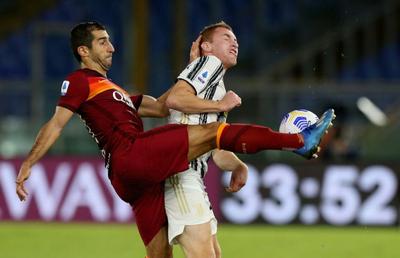 Soluție extremă pentru ca Serie A să nu se oprească: cluburile, închise 14 zile într-o „bulă”!