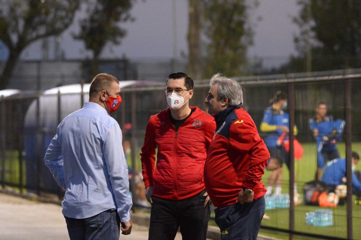 ROMÂNIA U21 - MALTA U21. Asta mai lipsea! Răzvan Burleanu, „secundul” lui Stoichiță!  Ce s-a întâmplat la ultimul antrenament + Man și Moruțan, în premieră în Ghencea