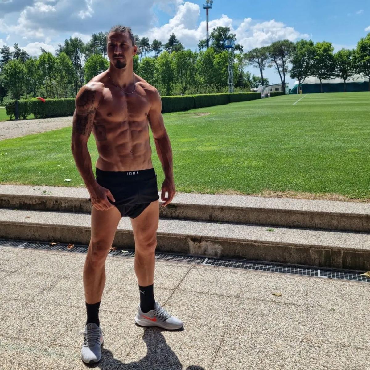 Ibrahimovic a strâns 3,7 milioane de vizualizări în 12 ore pe TikTok! Zlatan e obsedat de sală și se laudă cu forma fizică de excepție
