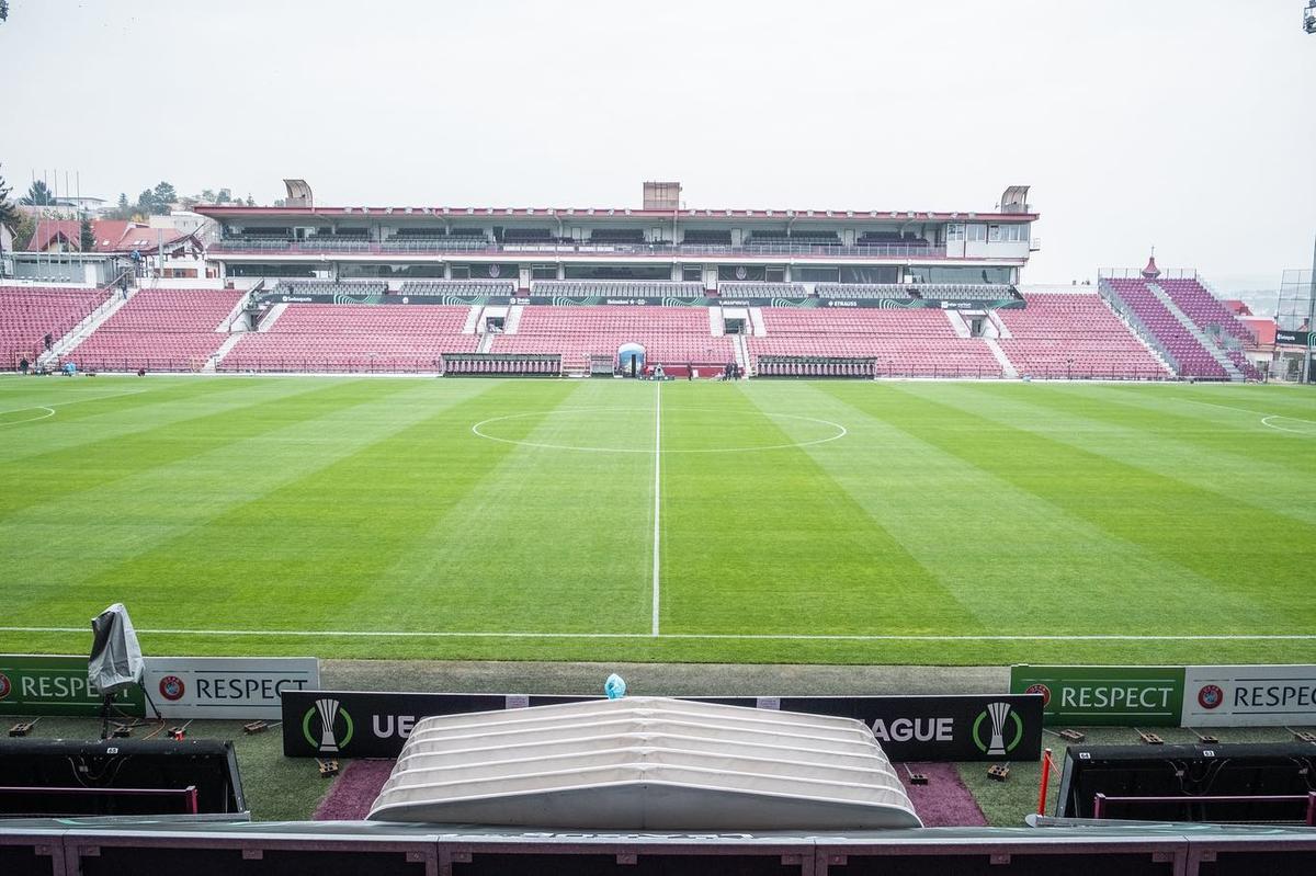 Gazon CFR Cluj