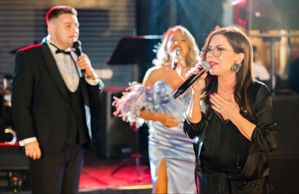 „Boșii” Diviziei A s-au reunit la nunta fiului Gabrielei Firea » Borcea, Nețoiu, Copos și Negoiță, apariții rare alături de partenere