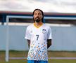 Fabulos! Internaționalul a intrat pe teren cu părul până la genunchi: „Acest Snoop Dogg este nebun” » Reacția arbitrului când l-a văzut
