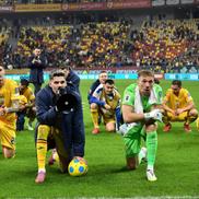 Dennis Man, Ianis Hagi și Ionuț Radu după România - Austria, preliminariile Campionatului Mondial / FOTO: GSP.ro