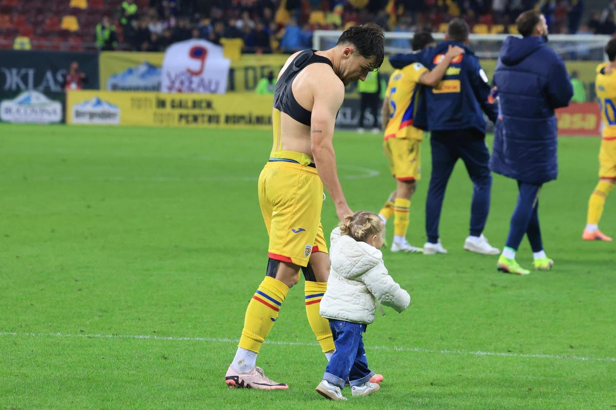 Ianis Hagi, șef de galerie după România - Austria
