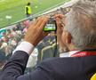 Observatorul de joc a fotografiat fiecare mesaj din tribune