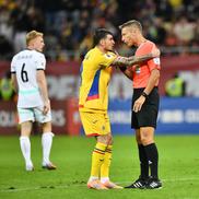 Faza la care Valentin Mihăilă a cerut penalty // foto: Cristi Preda (GSP)