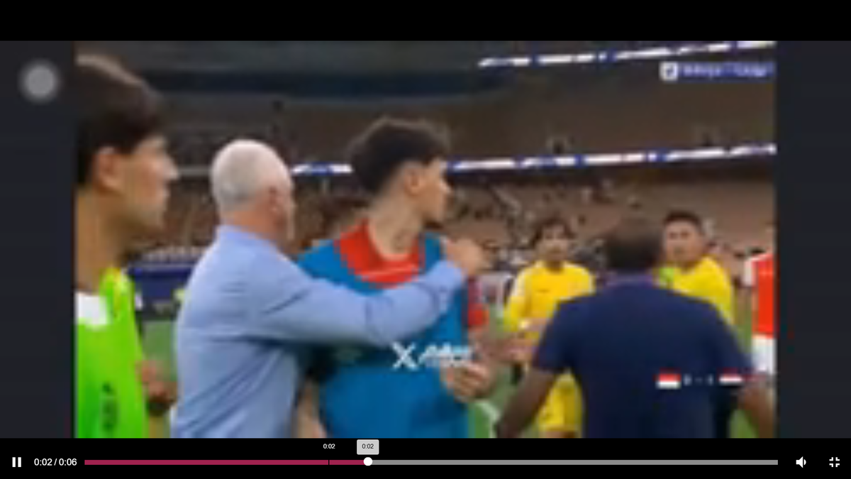 Scandal de PROPORȚII la meciul din preliminarii! TREI „roșii” sub privirile marelui Patrick Kluivert după ce l-au bruscat pe arbitru