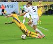 Faza la care Valentin Mihăilă a cerut penalty // foto: Ionuț Iordache (GSP)