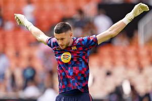 Capii rețelei care sparge casele fotbaliștilor au fost reținuți! Portarul Barcelonei, printre victime