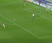 Ungureanu, greșeală flagrantă în Universitatea Cluj - Rapid // foto: Prima Sport