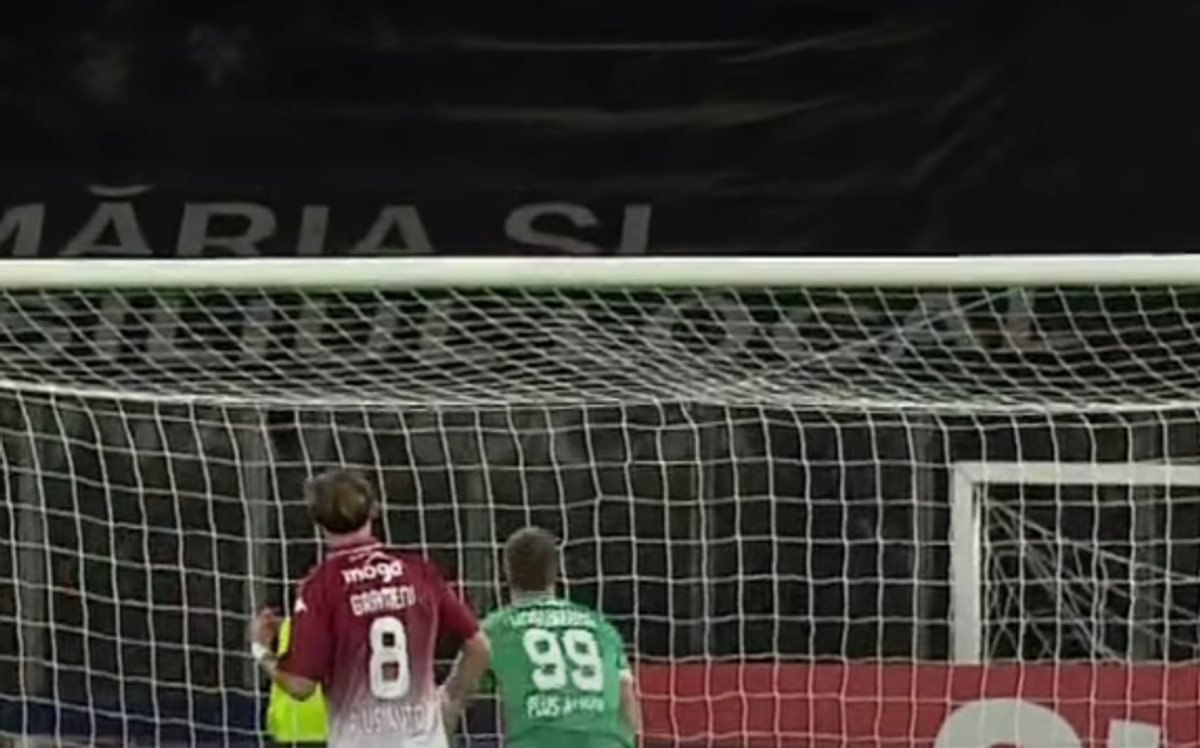 Eroare majoră în U Cluj - Rapid: a urmat un gol de generic