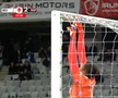 U Cluj - Rapid, întrerupt 4 minute după ce s-a rupt plasa / FOTO: captură @Prima Sport
