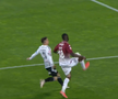 U Cluj a solicitat un penalty în meciul cu Rapid după un posibil henț al lui Sheriff Sinyan / FOTO: captură @Prima Sport
