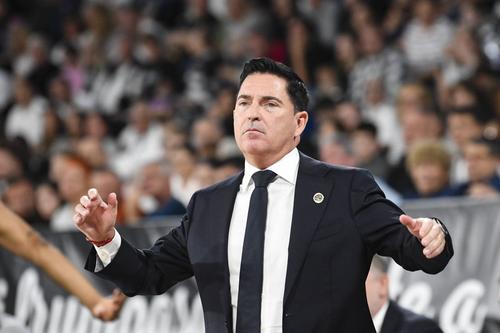 Xavi Pascual, antrenorul lui Dubai Basketball, în BTarena/Foto: Imago Images
