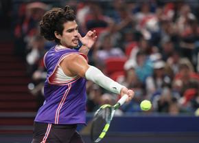 Surpriză la Shanghai! Carlos Alcaraz a fost eliminat, după un eșec în două seturi