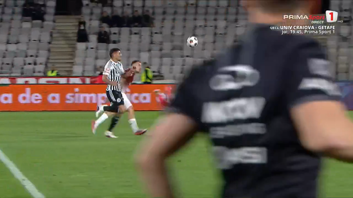 U Cluj - Rapid, întrerupt 4 minute după ce s-a rupt plasa