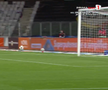 U Cluj - Rapid, întrerupt 4 minute după ce s-a rupt plasa / FOTO: captură @Prima Sport