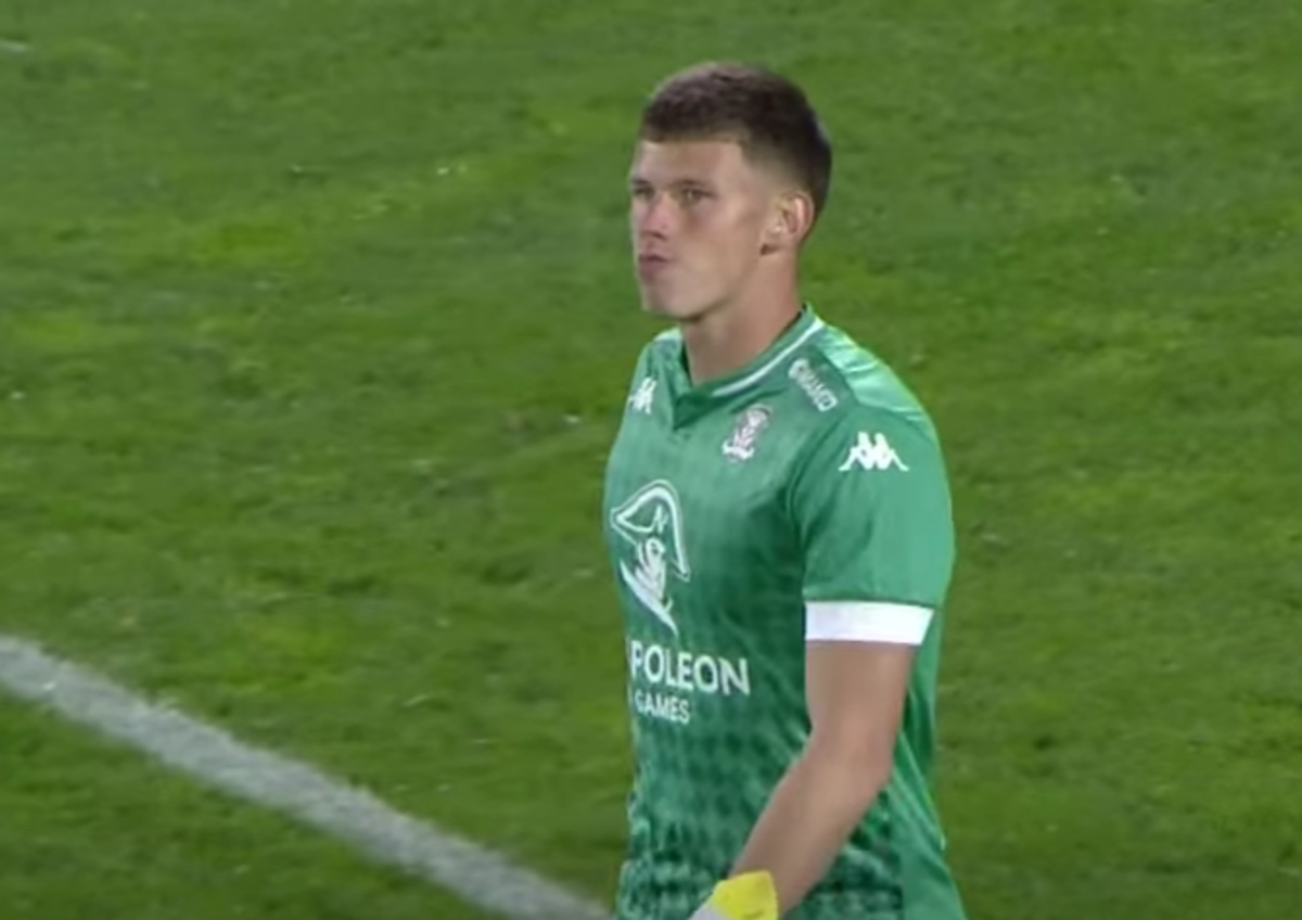 Eroare majoră în U Cluj - Rapid: a urmat un gol de generic