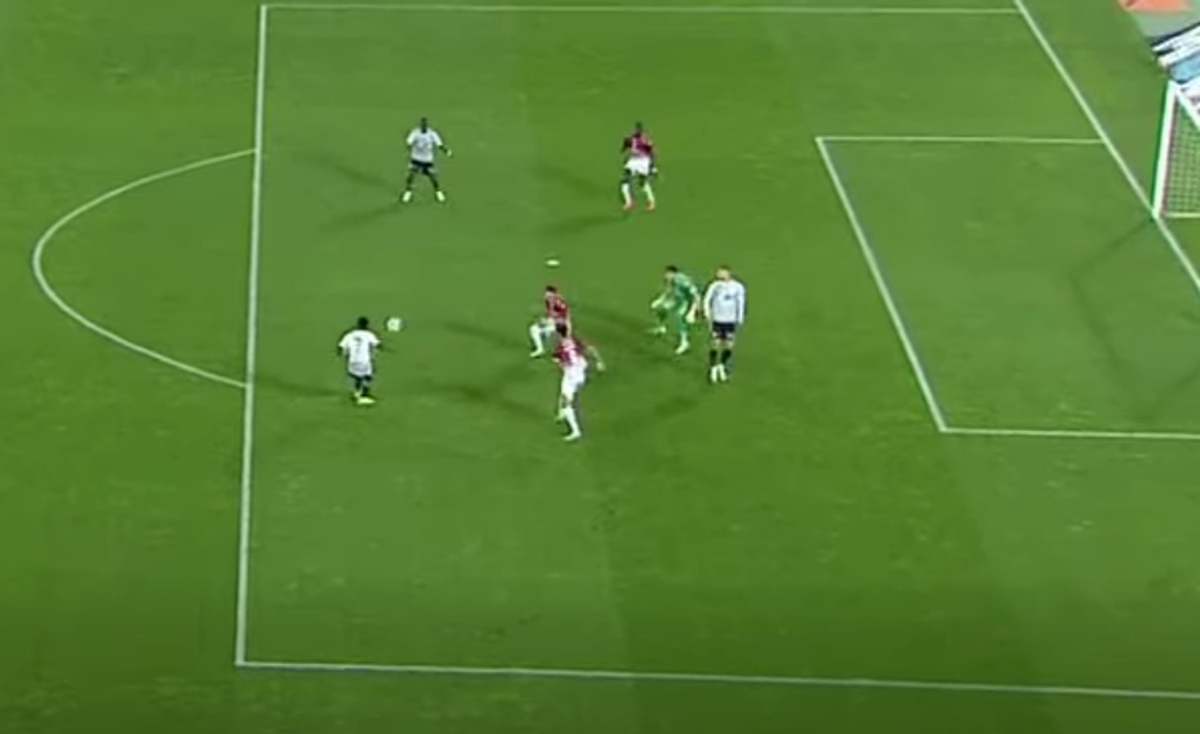 Eroare majoră în U Cluj - Rapid: a urmat un gol de generic