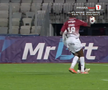 U Cluj a solicitat un penalty în meciul cu Rapid după un posibil henț al lui Sheriff Sinyan / FOTO: captură @Prima Sport