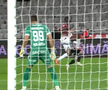 U Cluj a solicitat un penalty în meciul cu Rapid după un posibil henț al lui Sheriff Sinyan / FOTO: captură @Prima Sport