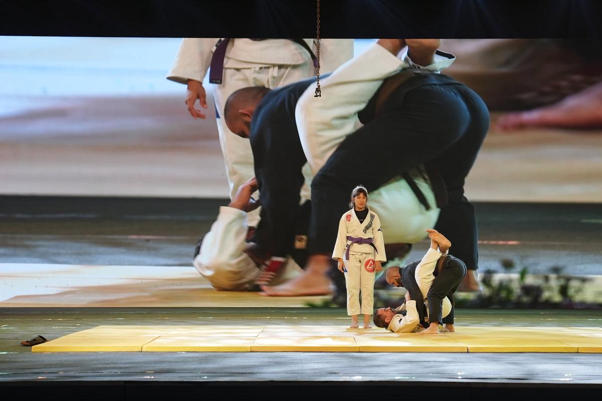 Sporturile despre care Europa aproape că n-a auzit » Spectacol la competiția din India, pe care Putin o voia rivala Jocurilor Olimpice