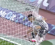 U Cluj - Rapid, întrerupt 4 minute după ce s-a rupt plasa / FOTO: captură @Prima Sport