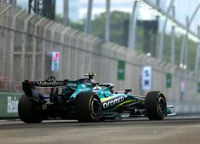 Dezastru pentru Fernando Alonso în Singapore: modificări în ultimul moment și probleme cu sistemul hibrid