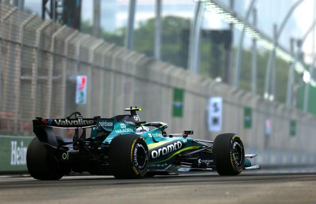 Dezastru pentru Fernando Alonso în Singapore: modificări în ultimul moment și probleme cu sistemul hibrid