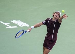 Alex De Minaur propune două reguli de reducere a timpului pierdut înainte de servicii: „Dacă nu servești, penalizare”