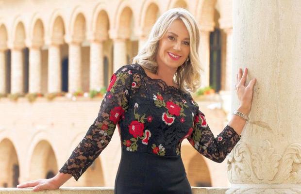 GALERIE FOTO Nadia Comăneci împlinește astăzi 58 de ani! O viață ca un film într-un material amplu despre Zeița de la Montreal