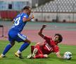 Diego Fabbrini (roșu), în Dinamo - FC Botoșani 1-1 FOTO Bogdan Bălaș