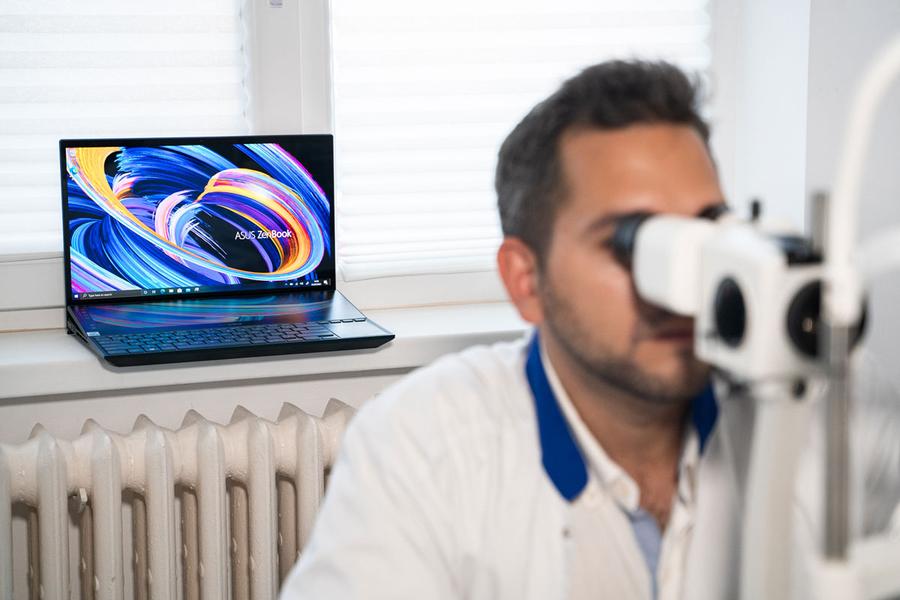 ASUS OLED, ecrane pentru ochi mai relaxați