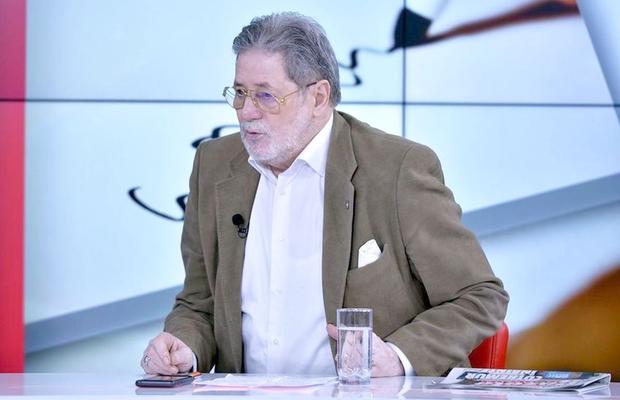 Cornel Dinu, fără milă după remiza cu Islanda: „Circ declanșat de Hocus Pocus Stoichițoius, Burlanul, vulcanizatorul și Merel!” + „Alibec aduce a bucătar”
