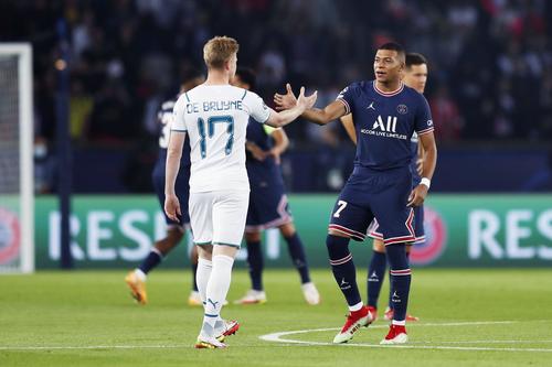 Kevin de Bruyne și Kylian Mbappe
Foto: Imago