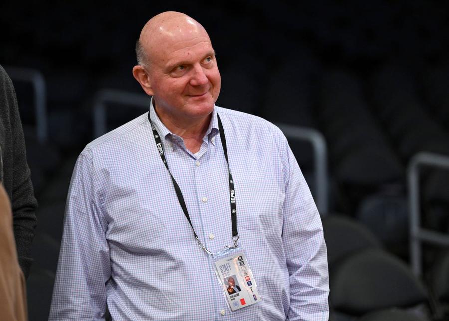 Steve Ballmer. Foto: Imago Images Al zecelea cel mai bogat om al lumii, interesat de cumpărarea unui gigant din Premier League! Averea fabuloasă pe care o are