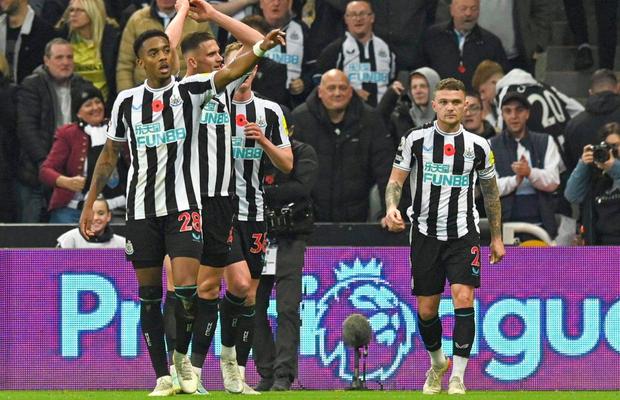 „Coțofenele” zboară spre Champions League » Newcastle o bate pe Chelsea, iar londonezii se prăbușesc în clasament
