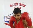Saly, campionul care doarme pe jos » Povestea unui boxer supertalentat, părăsit de tată la 11 ani. El și sora lui au crescut într-o cocioabă, din salariul mizer al mamei, femeie de serviciu în mall