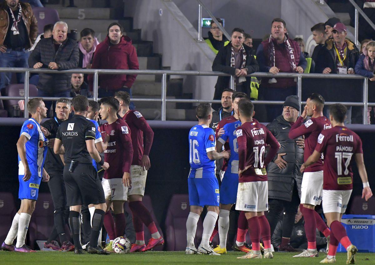 FOTO Rapid - CS Universitatea Craiova 11.12.2022