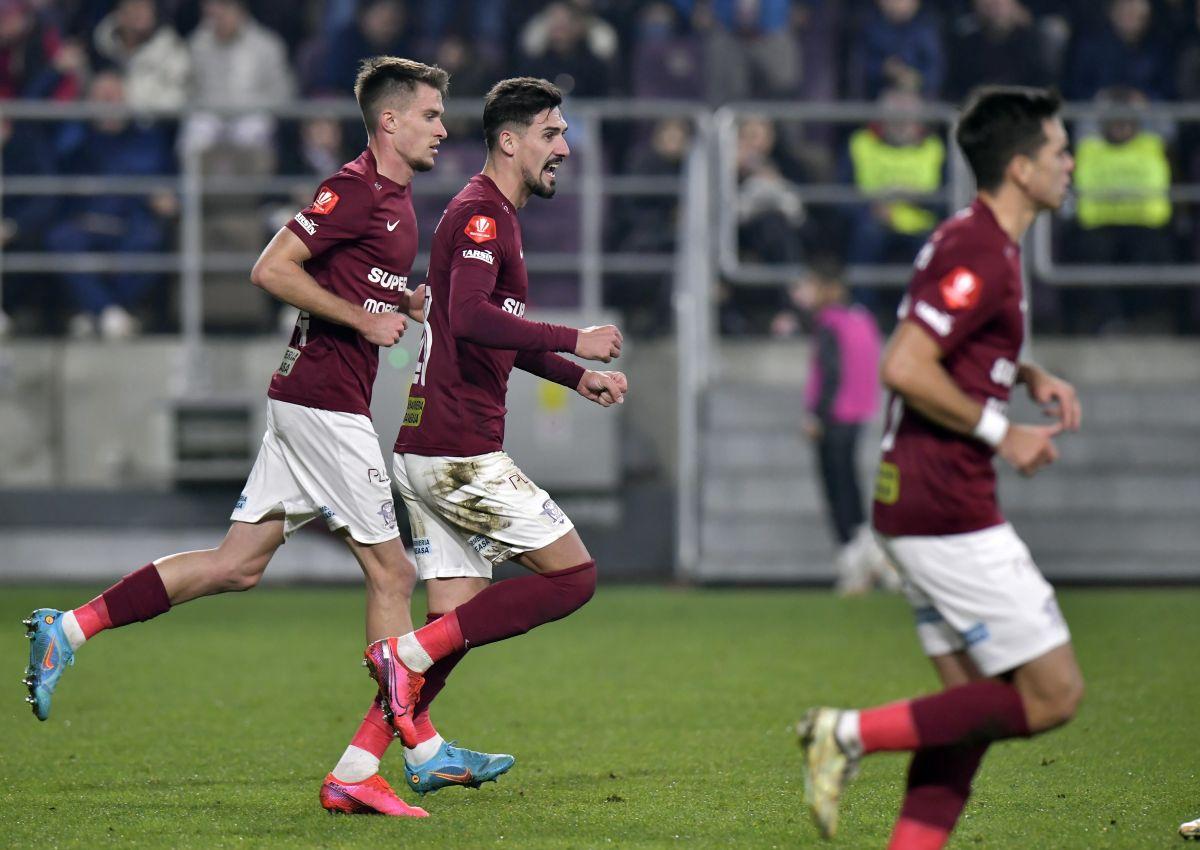 Mutu și-a pus mâinile în cap: pierdere grea pentru Rapid + Accidentare la Craiova cu efecte la națională: convocare de urgență!