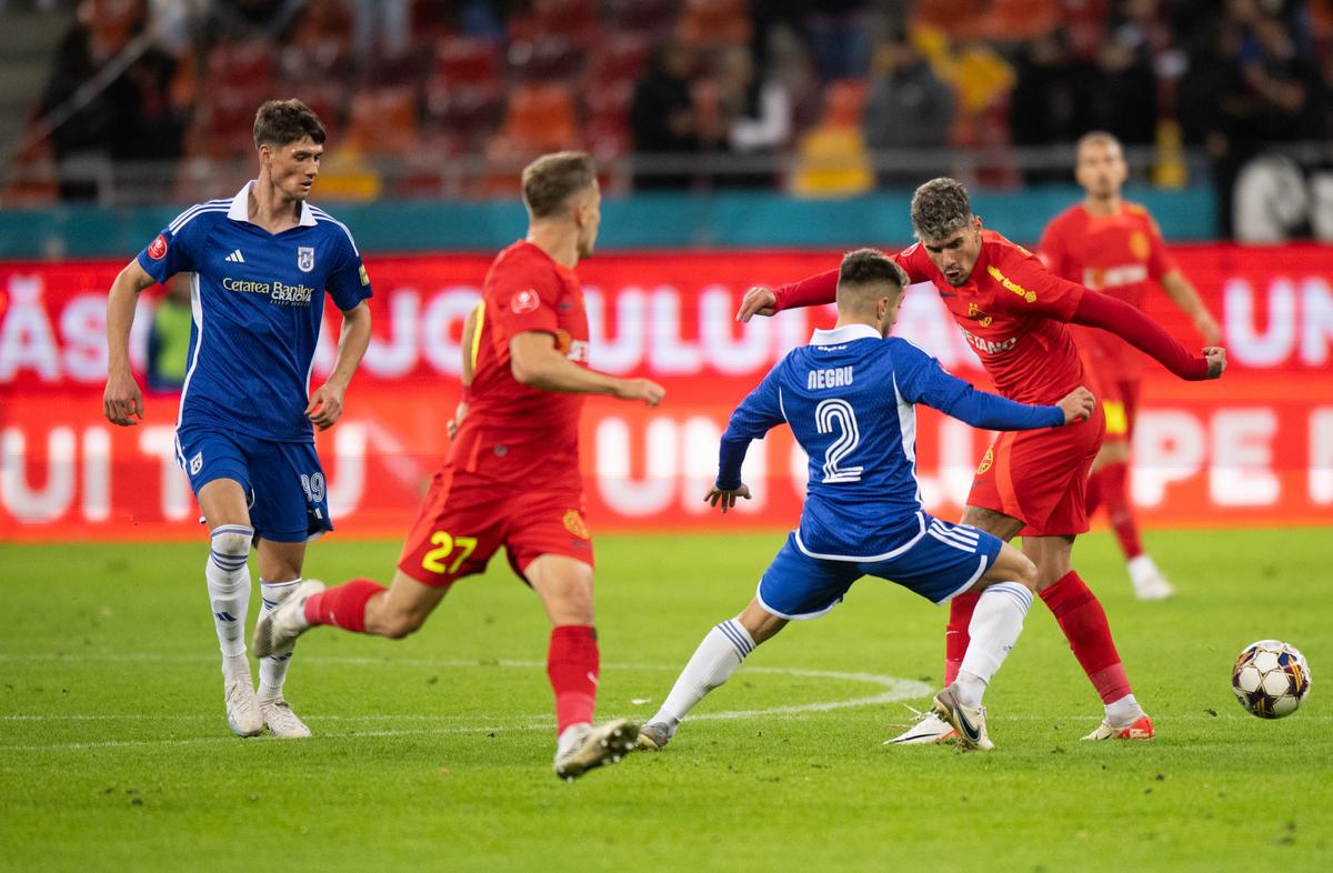 Cele mai spectaculoase imagini de la FCSB - FCU Craiova, 12 noiembrie 2023