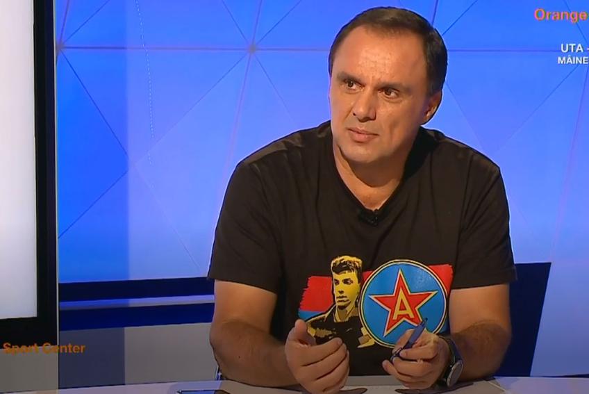 În emisiunea care a urmat meciului FCSB - FCU Craiova, scor 2-1, Basarab Panduru a apărut cu un tricou pe care era imprimat chipul lui Daniel Prodan.