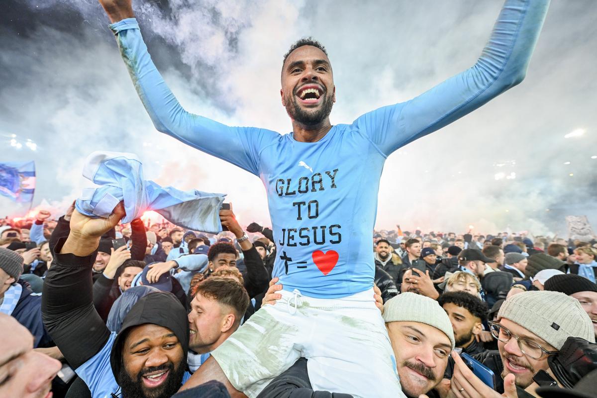 HAOS la Malmo - Elfsborg, meci cu titlul pe masă în Suedia! Alarme de incendiu, plase incendiate și partidă întreruptă » Un penalty a decis campioana