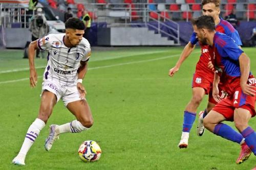 Alb-violeții au încasat sume-record de la bugetul local, dar clubul traversează un regres colosal / Sursă foto: argesfc.ro
