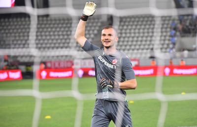 Adnan Golubovic a rupt tăcerea pentru GSP după accidentarea care îi încheie 2024! Le-a dat replica și fanilor: „Dacă tac, asta nu înseamnă că nu reacționez!”