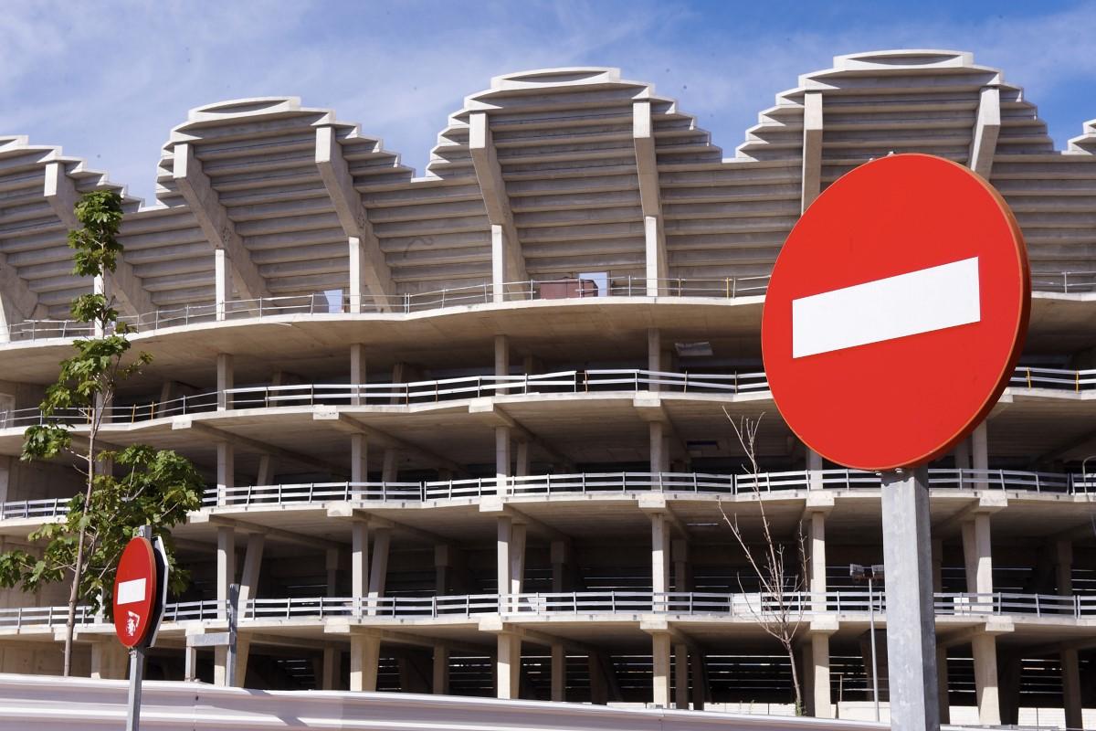 Vor relua lucrările la al patrulea cel mai mare stadion al țării, lăsat de 15 ani în PARAGINĂ! Costă 241 mil. € și arată spectaculos