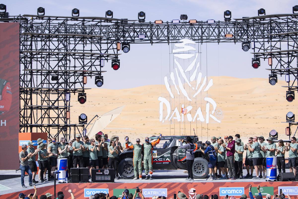 Nasser Al-Attiyah și Dacia Sandrider, imagini din 2025 // foto: Imago