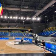 Sala din Turda, modificată pentru meciul lui U-BT Cluj-Napoca / FOTO: David Istrate (GSP.ro)
