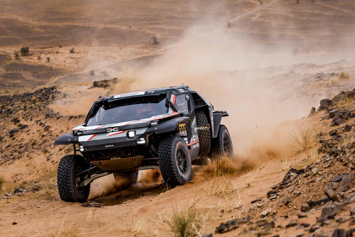 Nasser Al-Attiyah și Dacia Sandrider, imagini din 2025 // foto: Imago